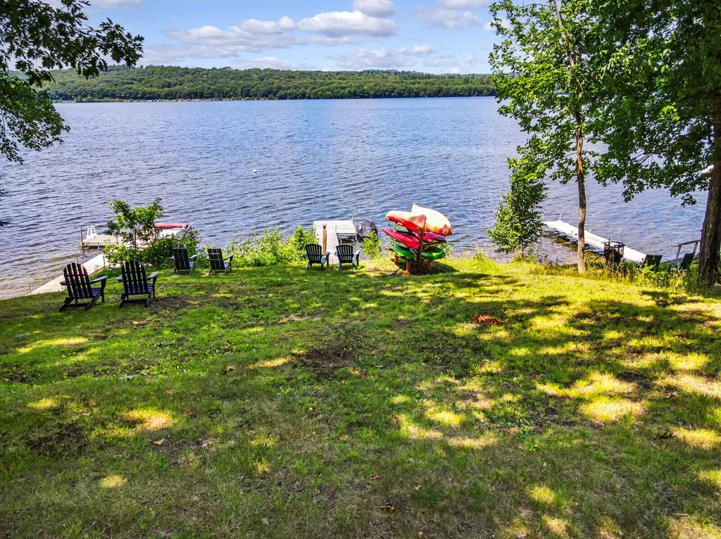 455 Memorial Drive Winthrop ME 04364