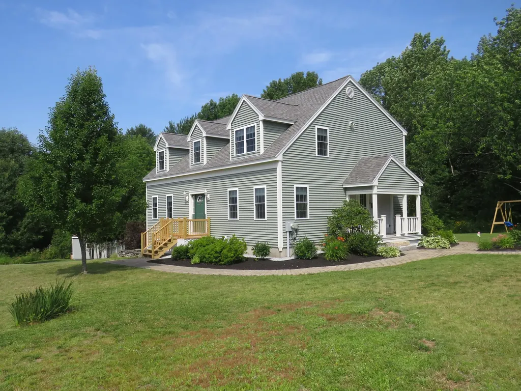 48 Barrett Hill Road Union ME 04862