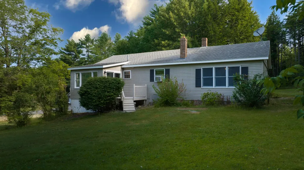 206 College Road Greene ME 04236