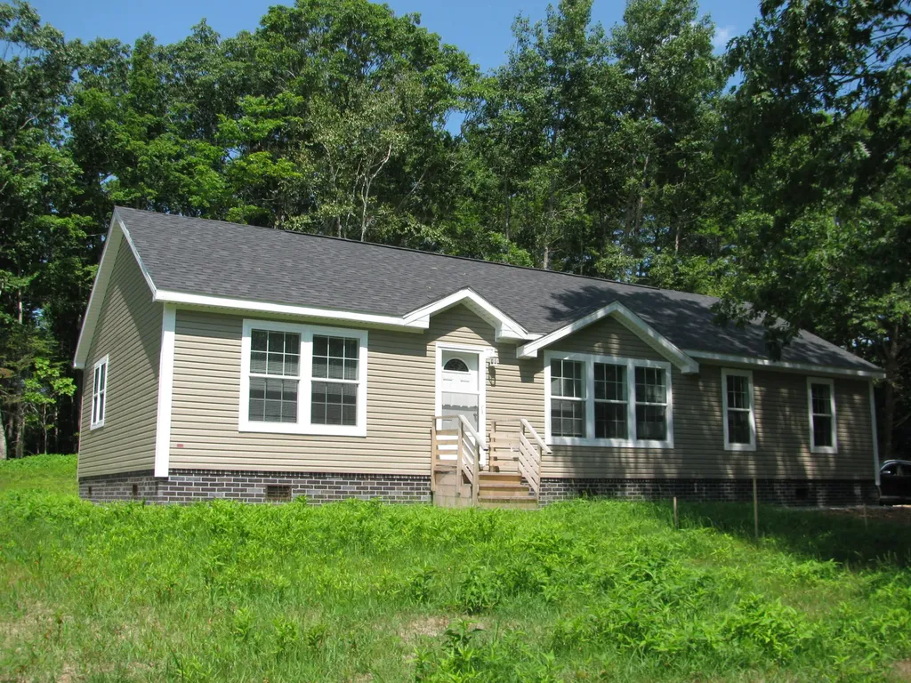 31 School Street Nobleboro ME 04555