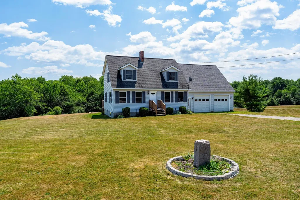 328 Marston Road Gardiner ME 04345