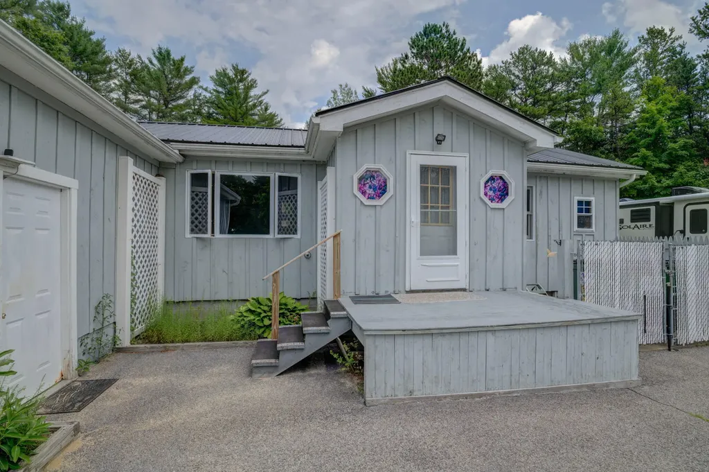 117 Skeetfield Road Oxford ME 04270