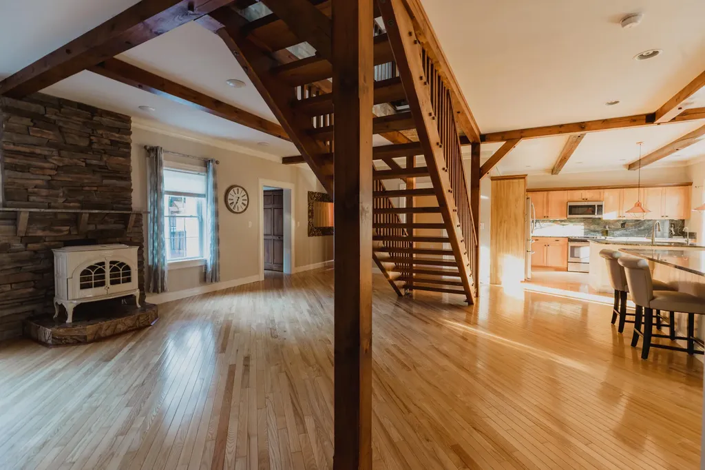 47 Aarons Way Hampden ME 04444