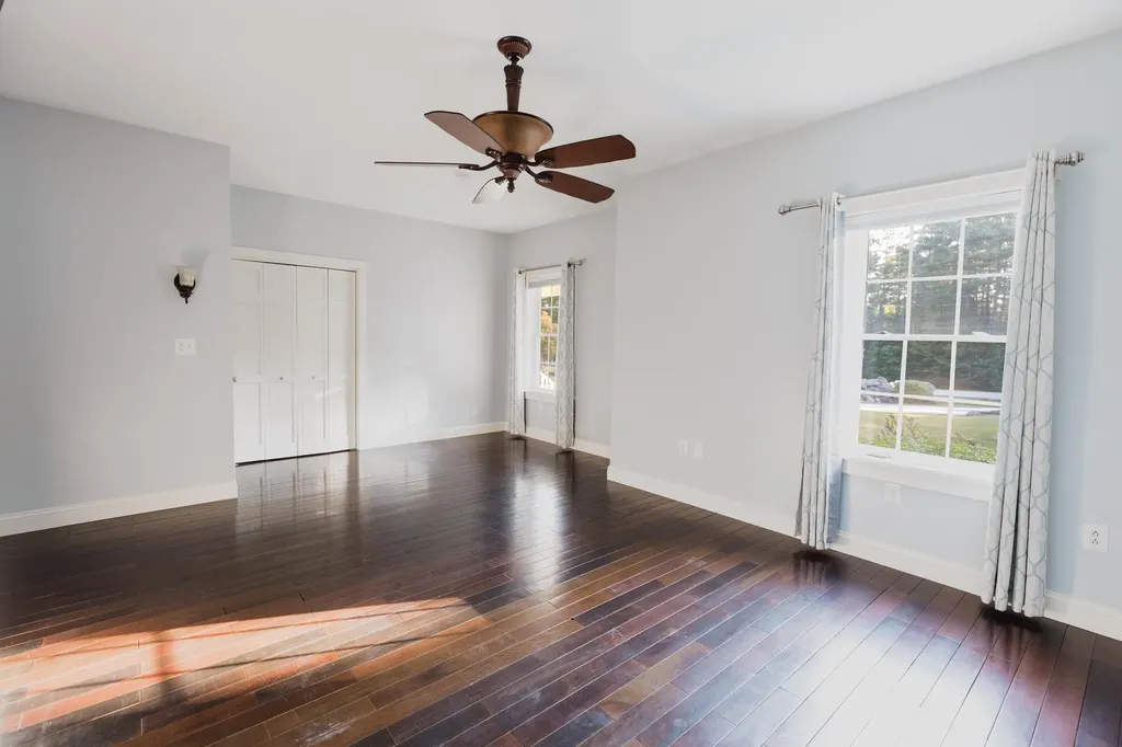 47 Aarons Way Hampden ME 04444