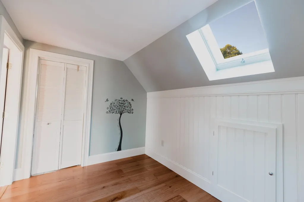 47 Aarons Way Hampden ME 04444