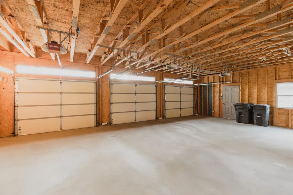 47 Aarons Way Hampden ME 04444