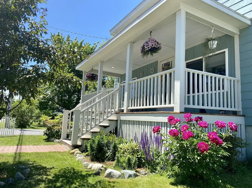 12 Washington Avenue Saco ME 04072