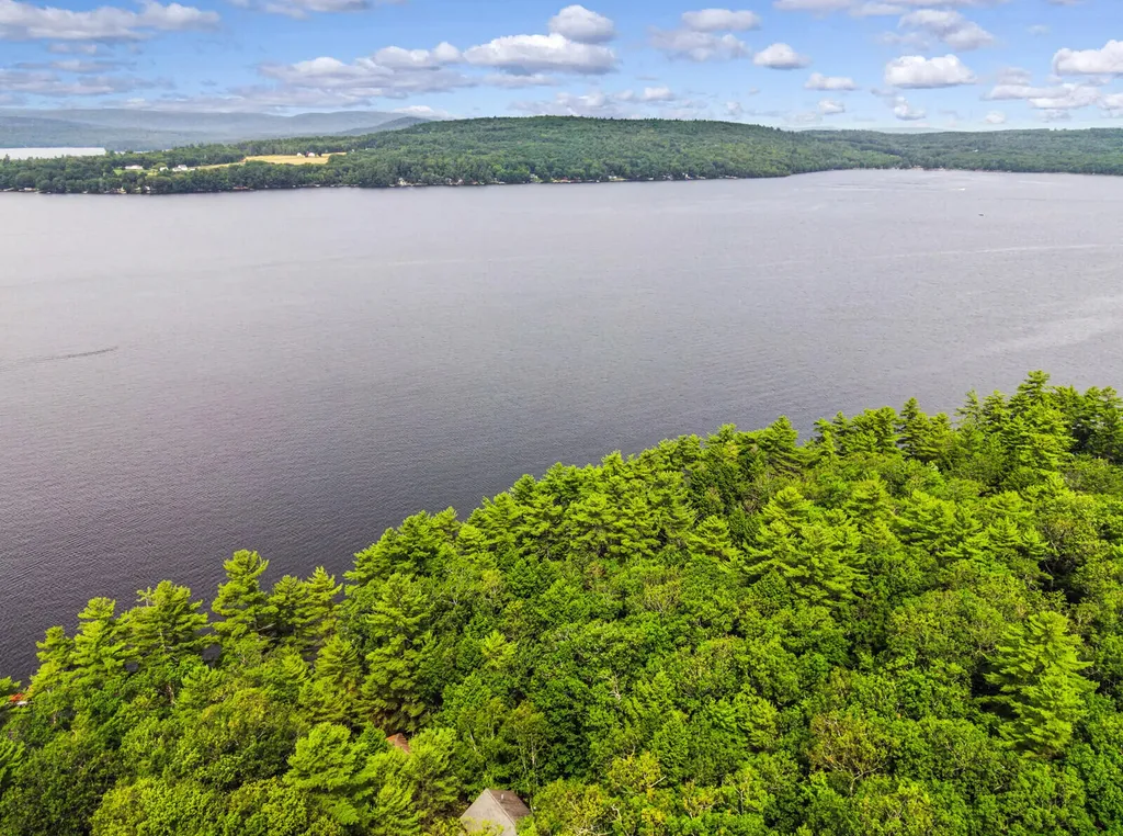 30 Sebago Drive Belgrade ME 04917