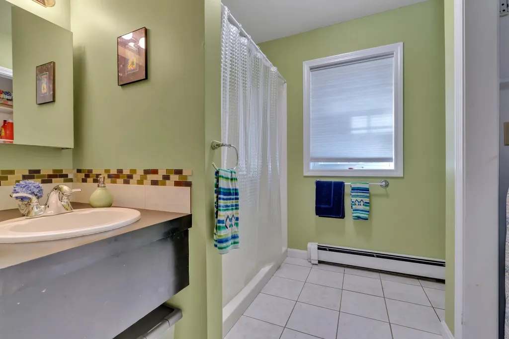 7 Pilgrim Lane Saco ME 04072