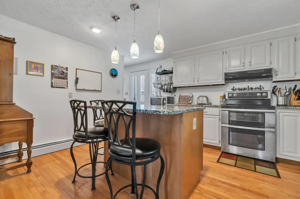 7 Pilgrim Lane Saco ME 04072