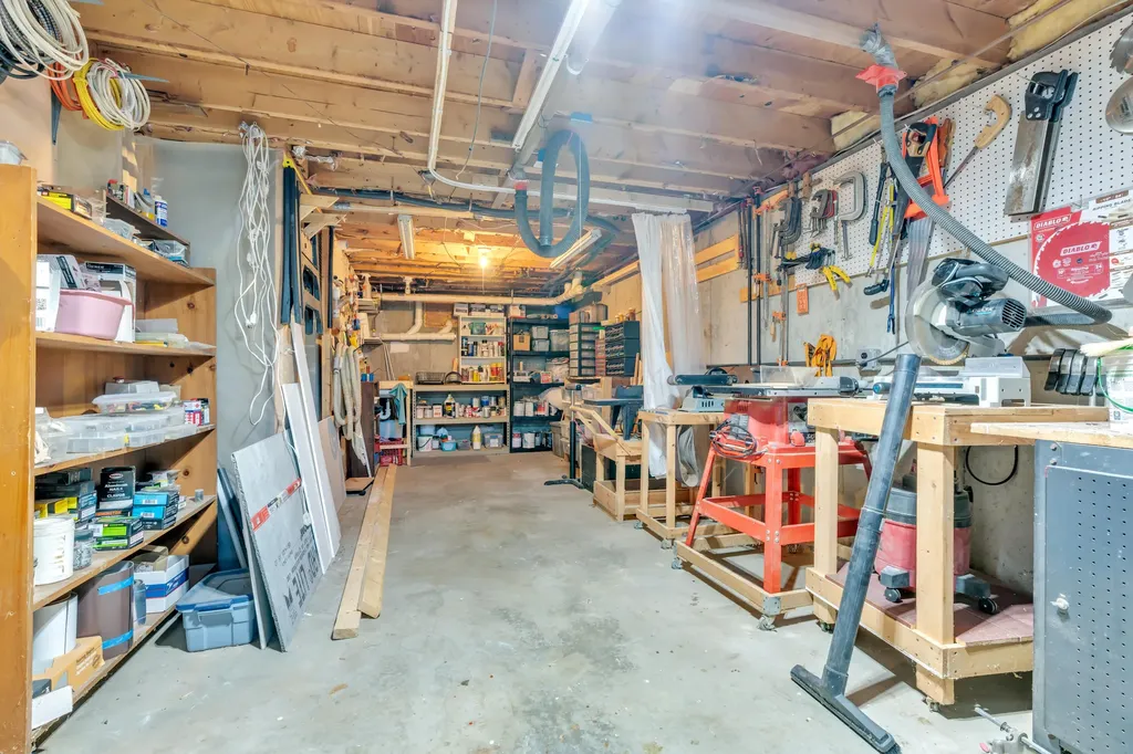 7 Pilgrim Lane Saco ME 04072