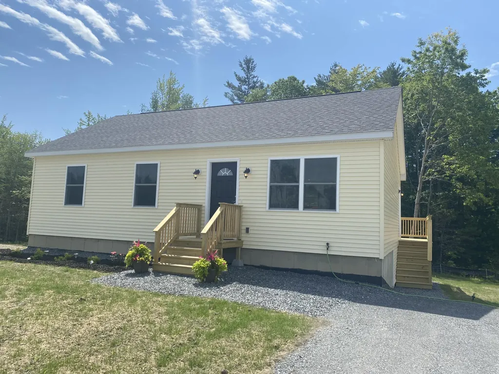 141 Curtis Street Pittsfield ME 04967