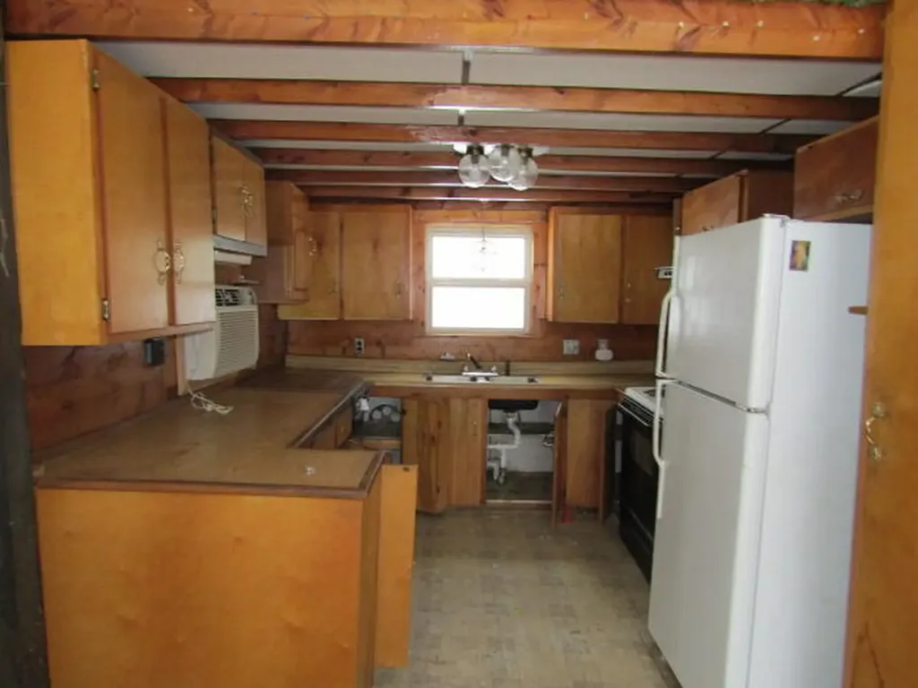 18 White Birch Lane Greene ME 04236