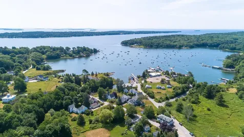 1486 State Route 32 Bristol ME 04564