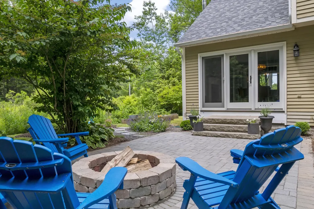 193 Church Road Brunswick ME 04011