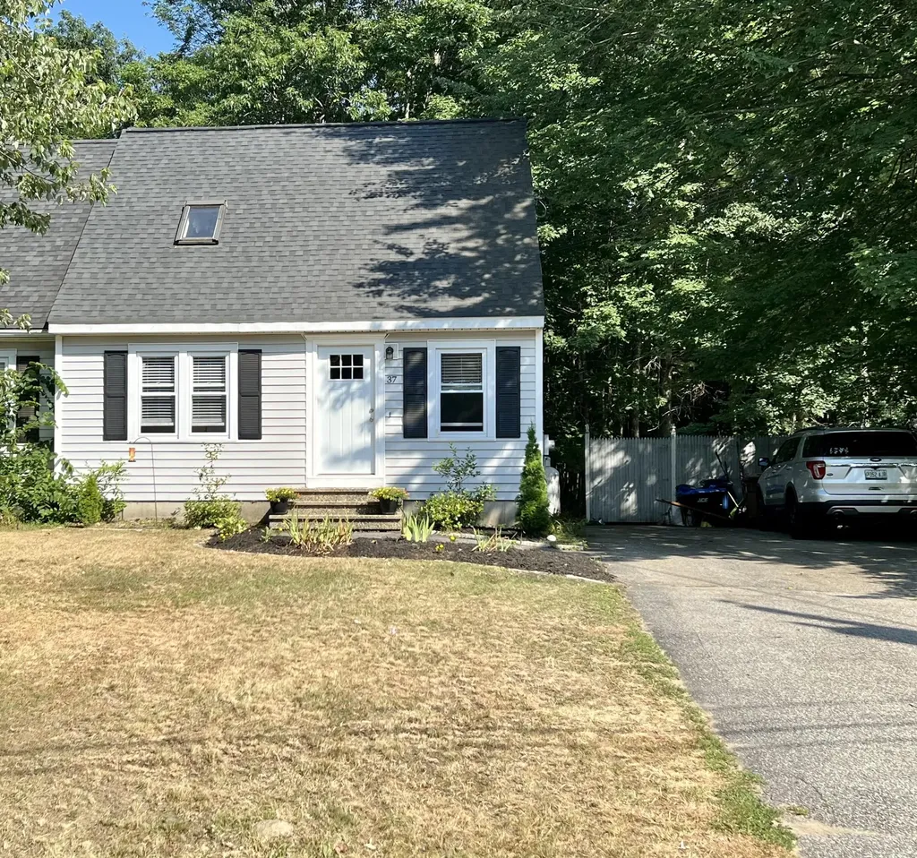 37 Skyline Drive Saco ME 04072