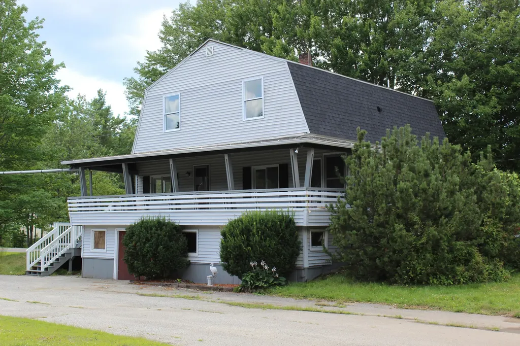 1154 Hotel Road Auburn ME 04210