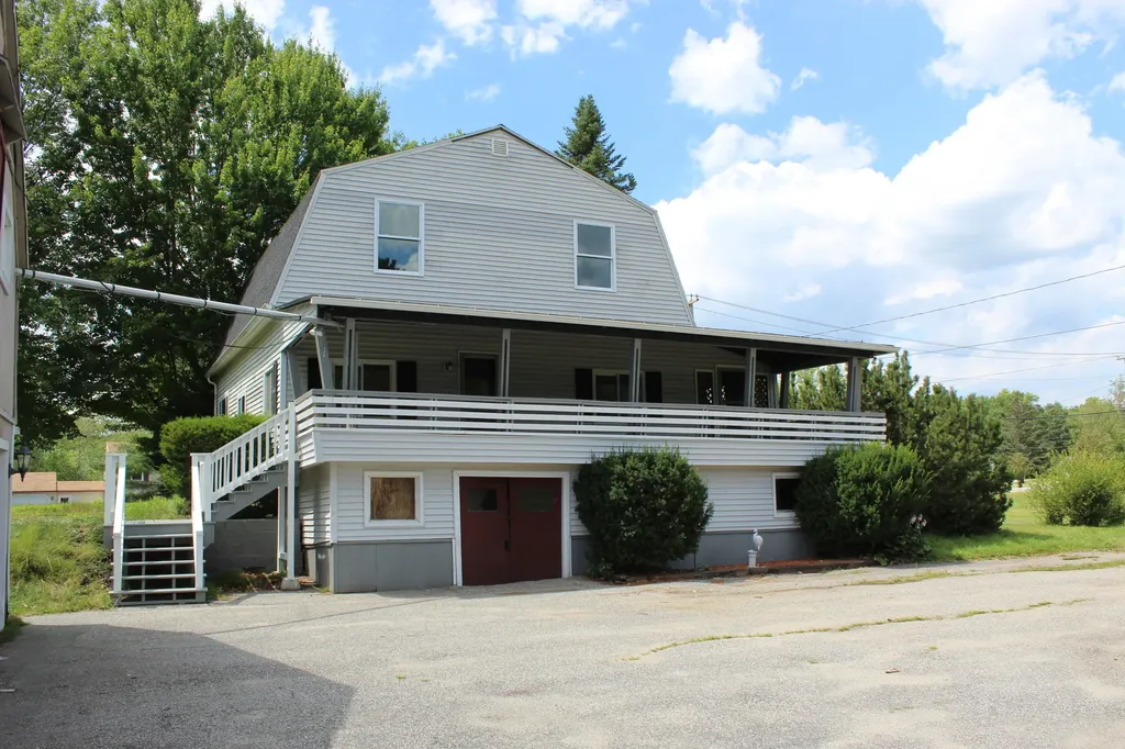 1154 Hotel Road Auburn ME 04210