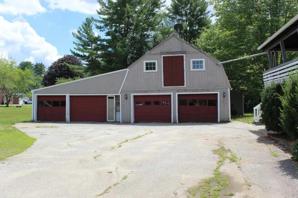 1154 Hotel Road Auburn ME 04210