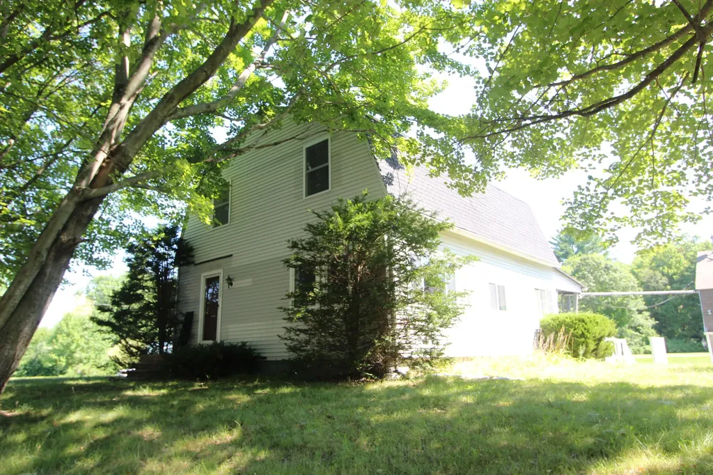 1154 Hotel Road Auburn ME 04210