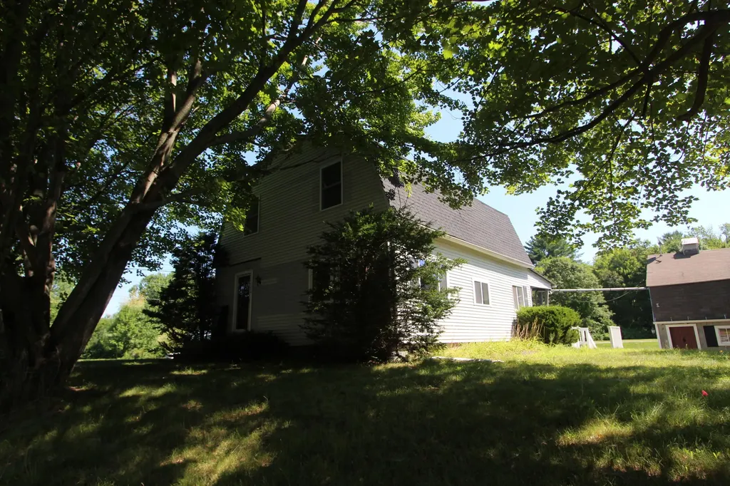 1154 Hotel Road Auburn ME 04210