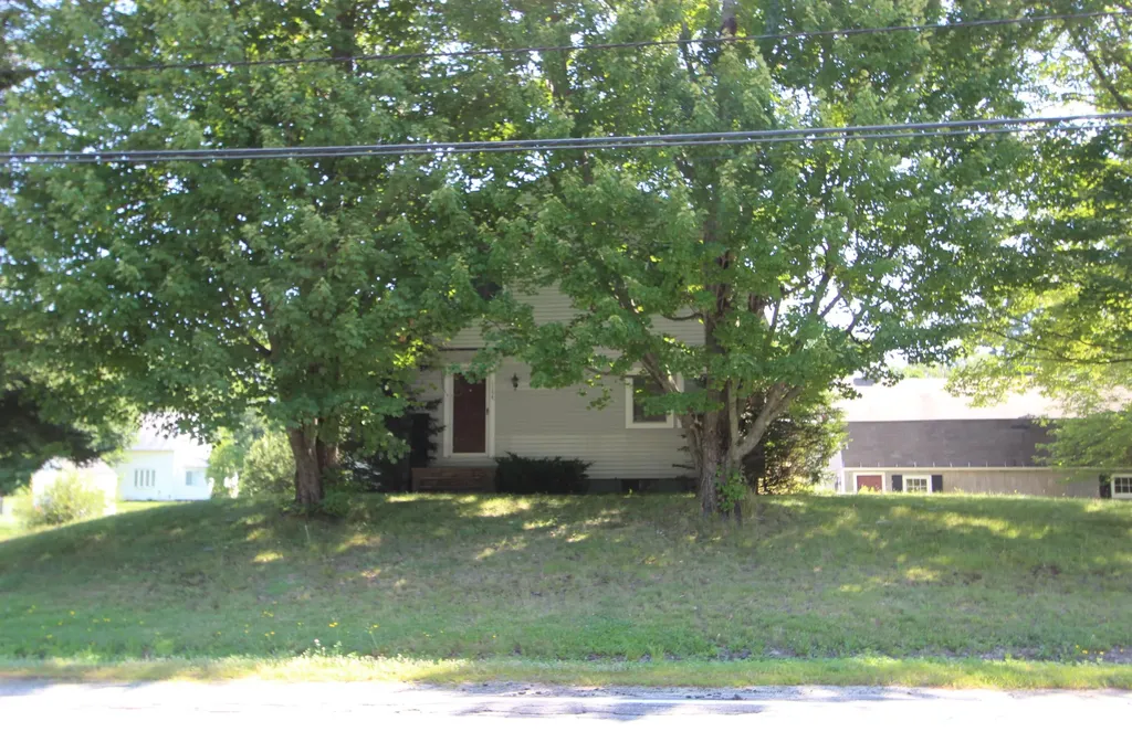 1154 Hotel Road Auburn ME 04210