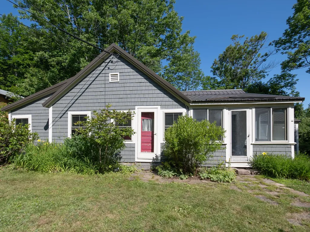 20 Grover Avenue Mount Desert ME 04660