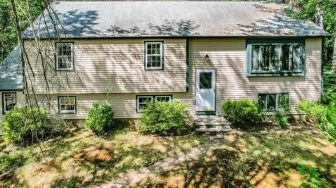 19 Fern Circle Scarborough ME 04074