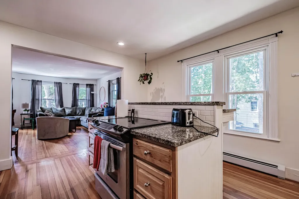 301 Allen Avenue Portland ME 04103