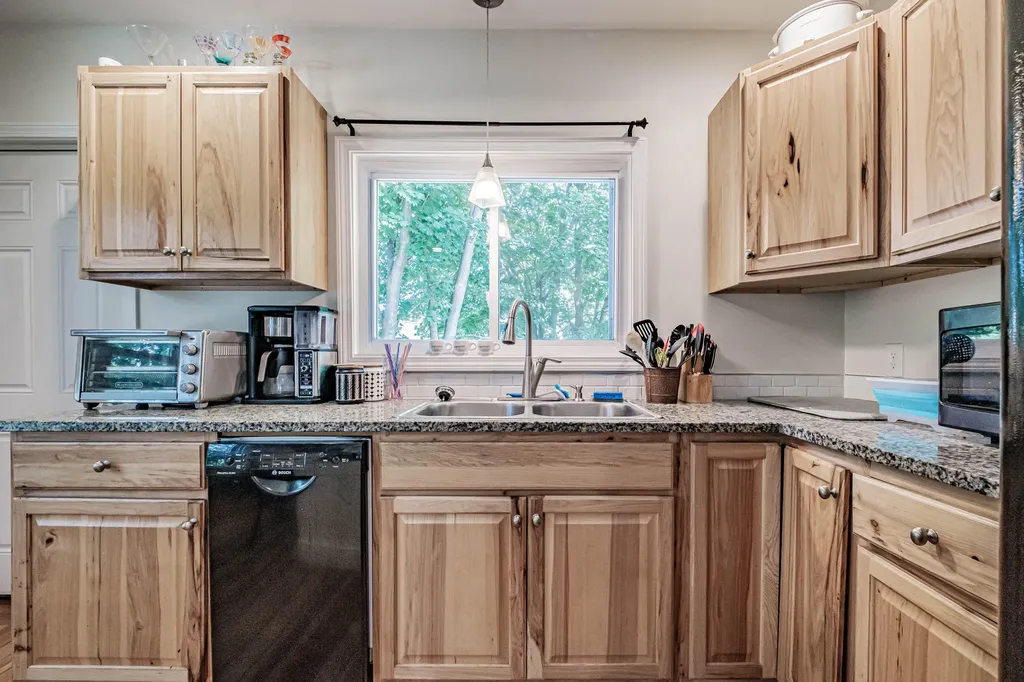 301 Allen Avenue Portland ME 04103