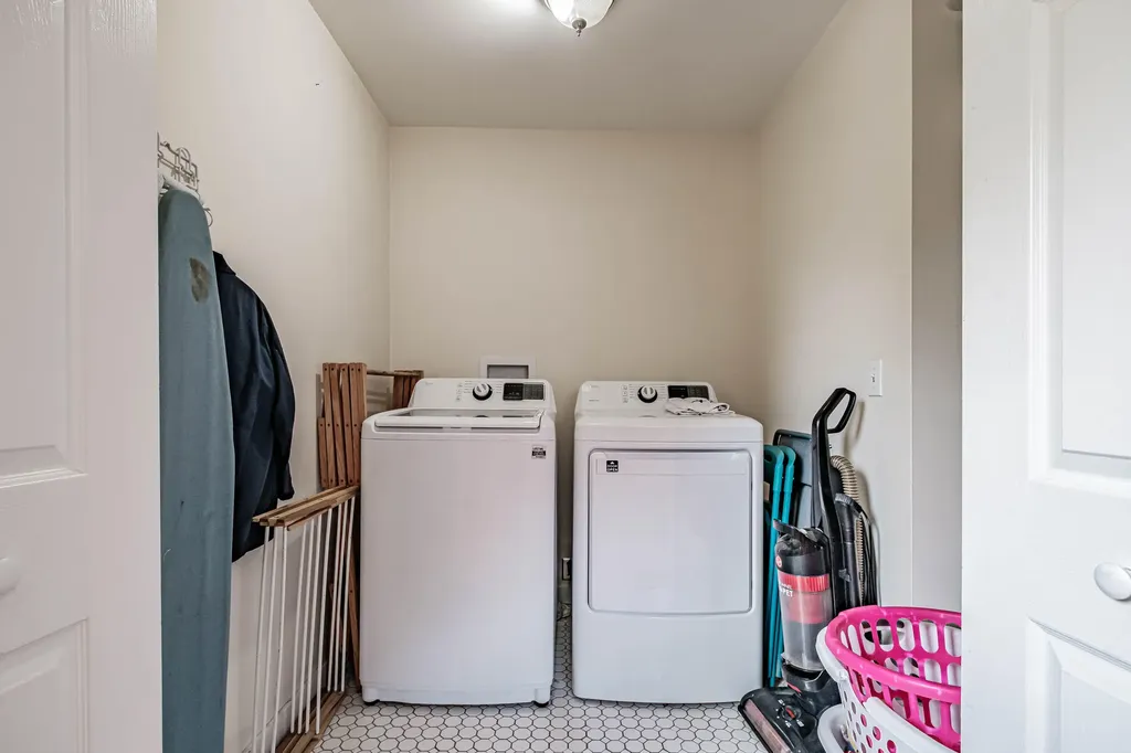 301 Allen Avenue Portland ME 04103