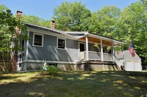 399 N Raymond Road Poland ME 04274