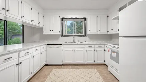 28 Mellon Street Lewiston ME 04240