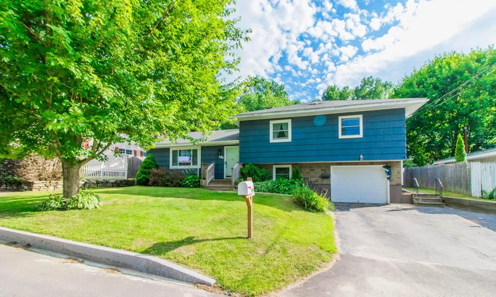 189 Third Street Auburn ME 04210