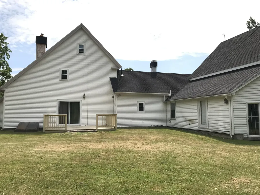 39 Greenville Street Hallowell ME 04347