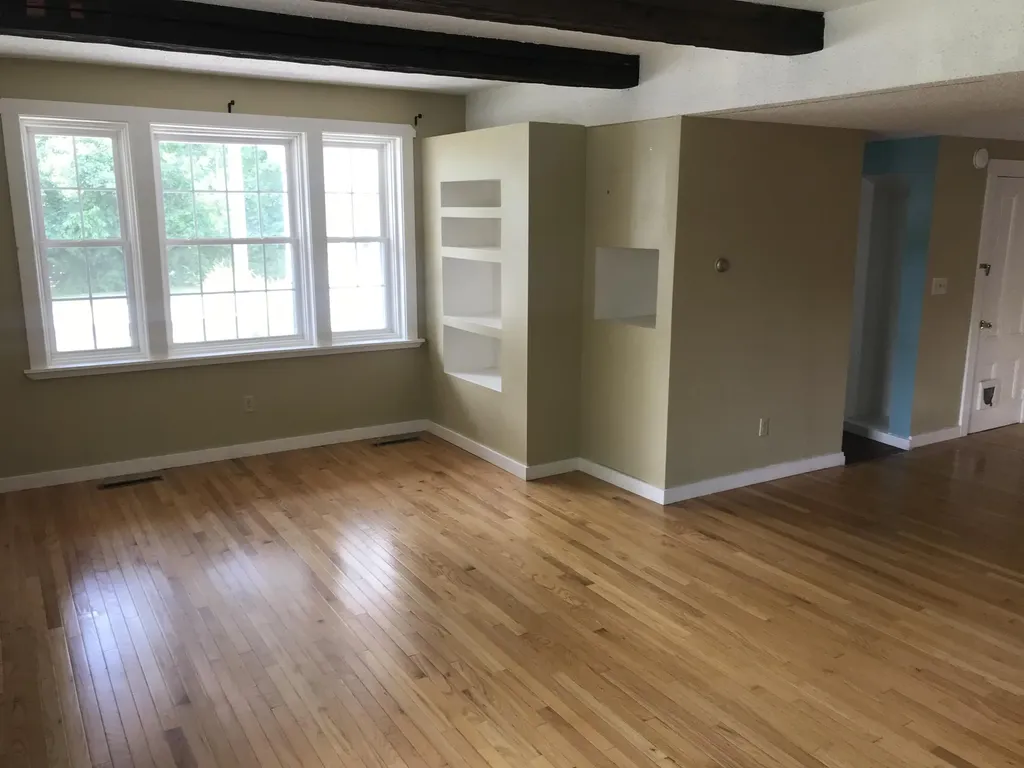 39 Greenville Street Hallowell ME 04347