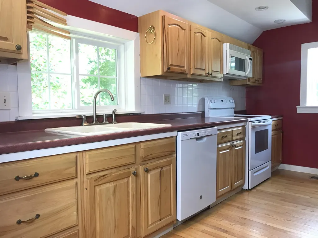 39 Greenville Street Hallowell ME 04347