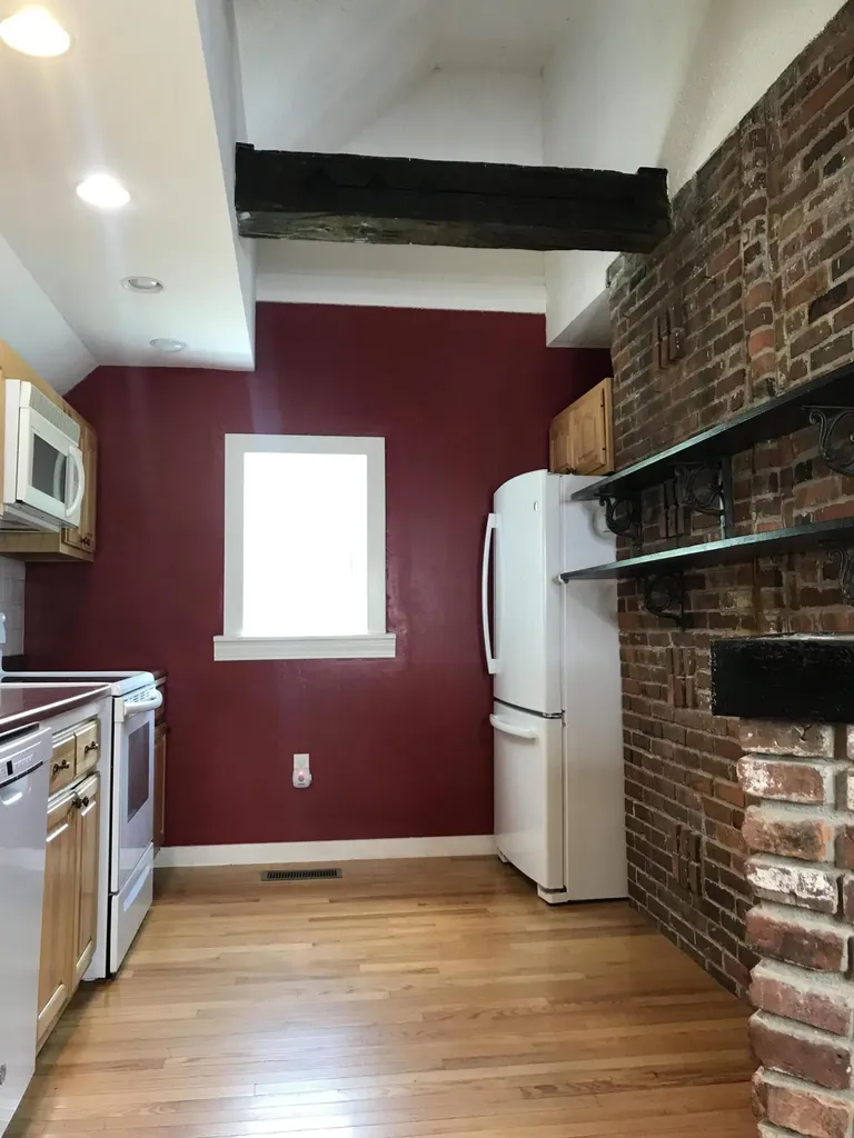 39 Greenville Street Hallowell ME 04347