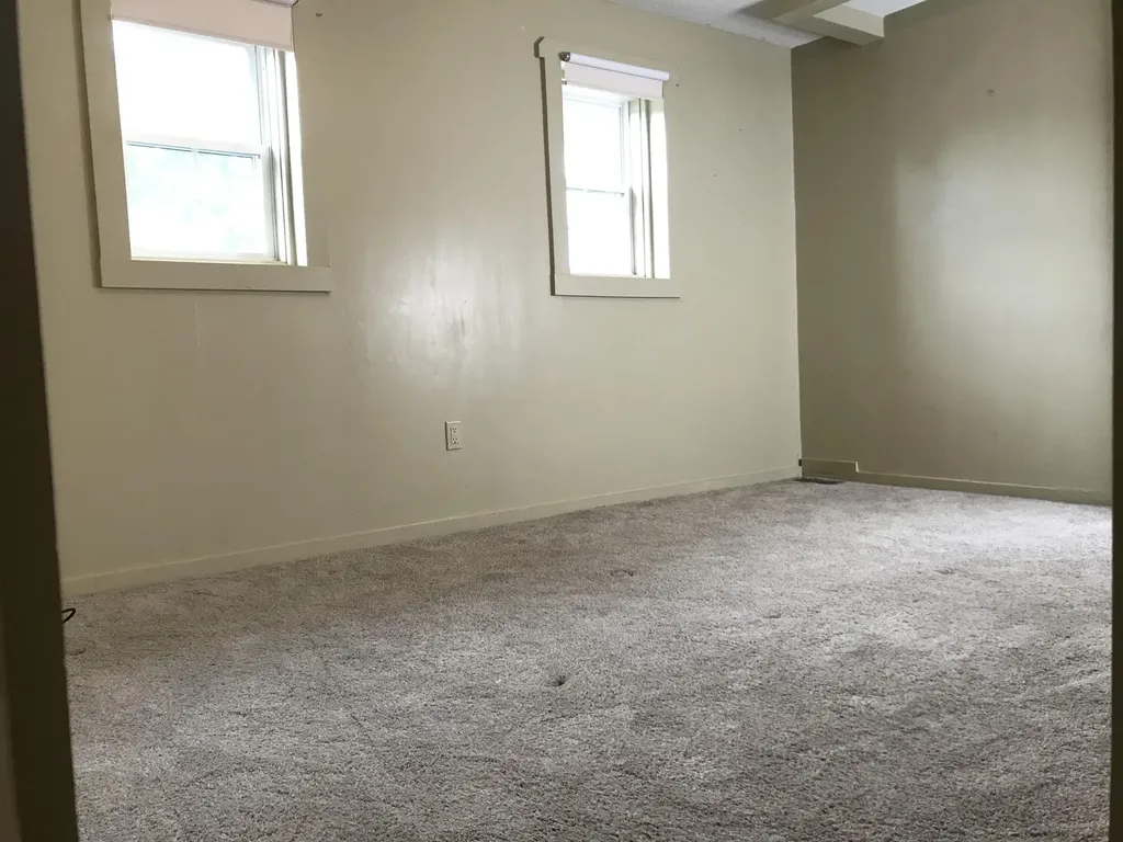 39 Greenville Street Hallowell ME 04347