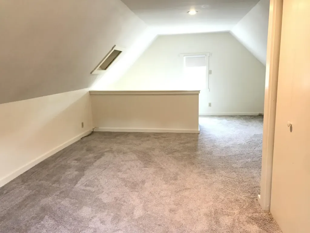 39 Greenville Street Hallowell ME 04347