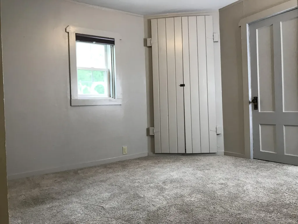 39 Greenville Street Hallowell ME 04347