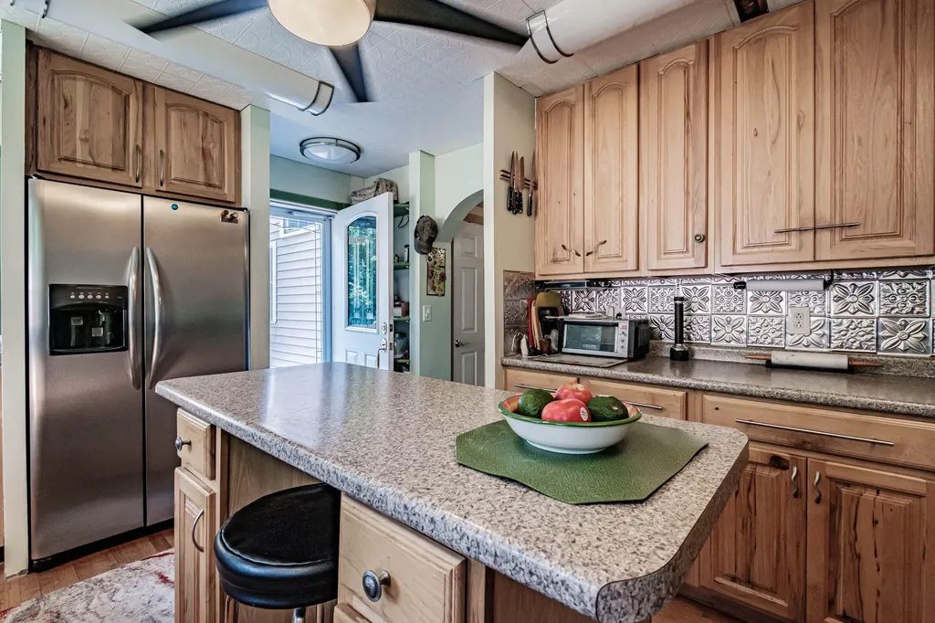 175 Hogan Pond Lane Oxford ME 04270