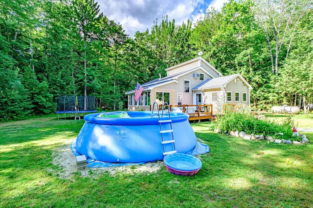 175 Hogan Pond Lane Oxford ME 04270
