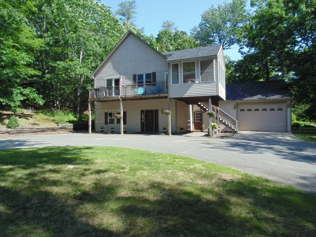 21 Brookview Drive Bucksport ME 04416