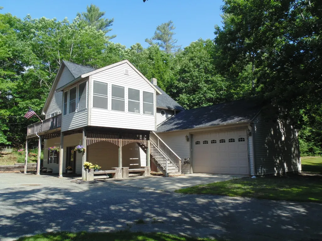 21 Brookview Drive Bucksport ME 04416