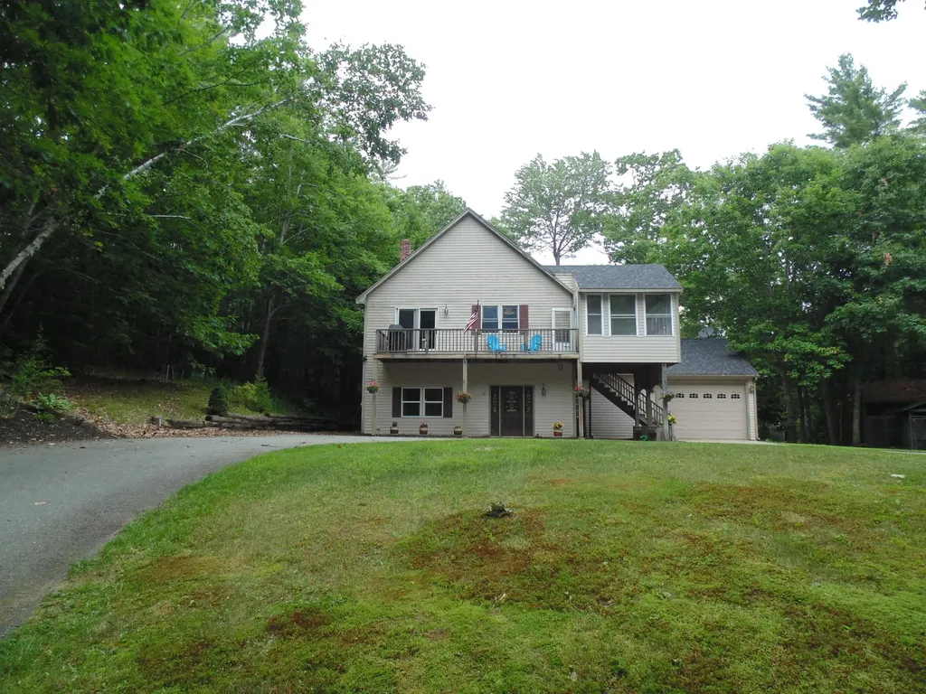 21 Brookview Drive Bucksport ME 04416