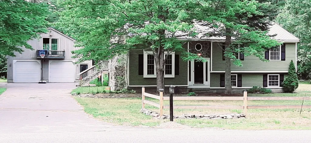 102 Hanscomb School Road Limington ME 04049