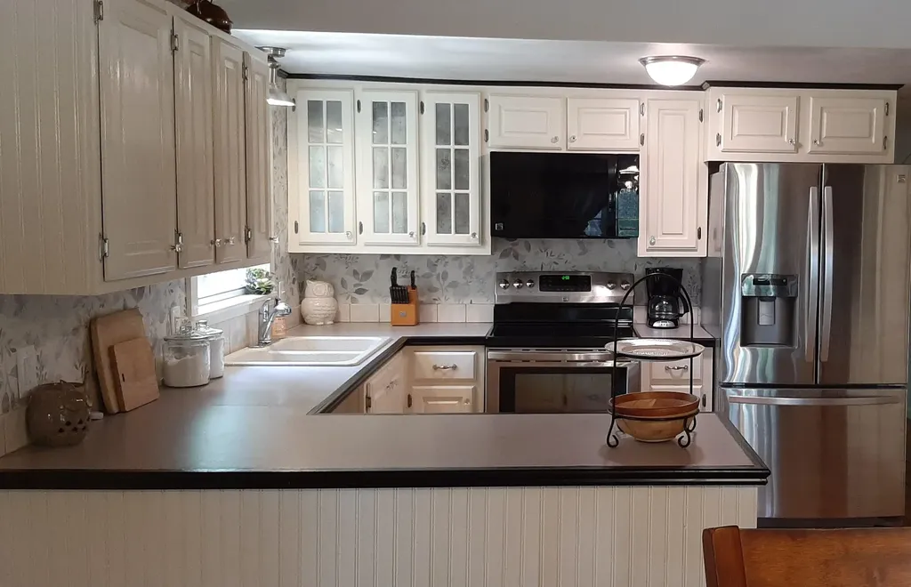 102 Hanscomb School Road Limington ME 04049