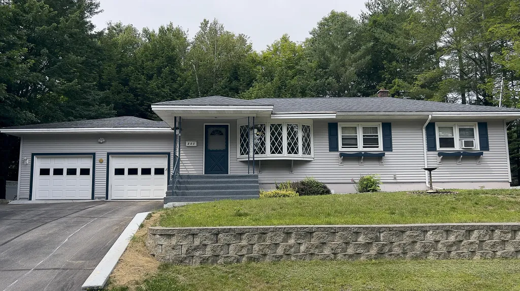 701 Kennebec Street Rumford ME 04276