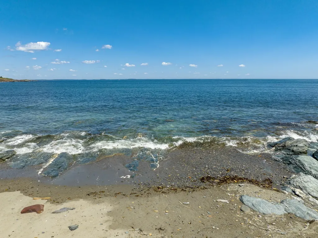 32 Salt Spray Lane Cape Elizabeth ME 04107
